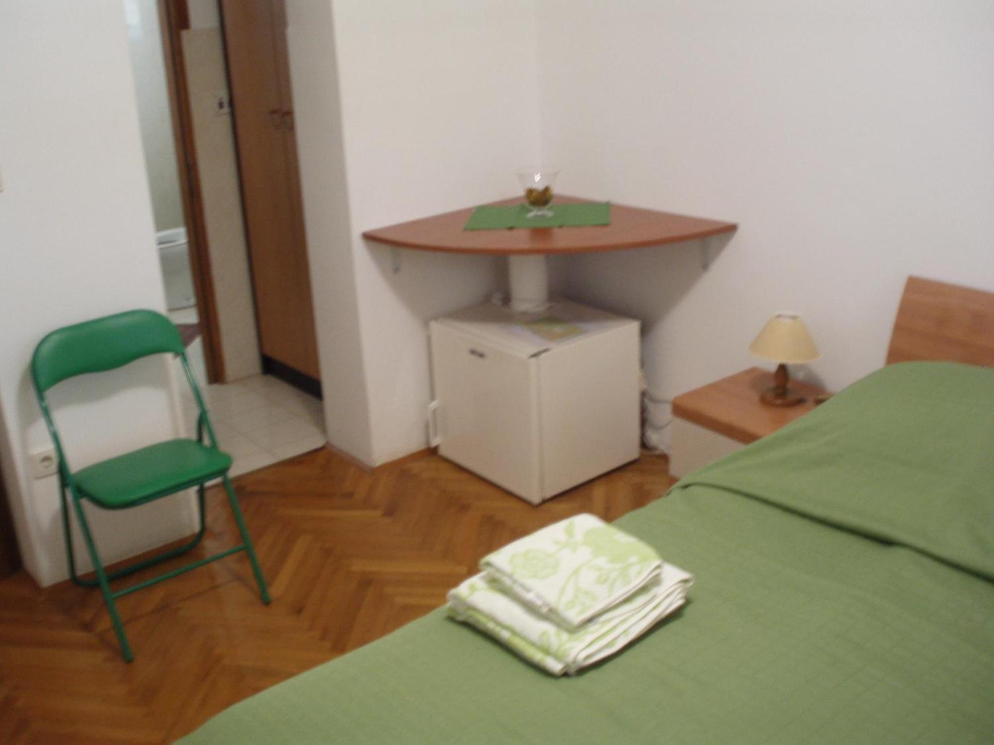 Apartments And Rooms Irena Rovinj Room photo